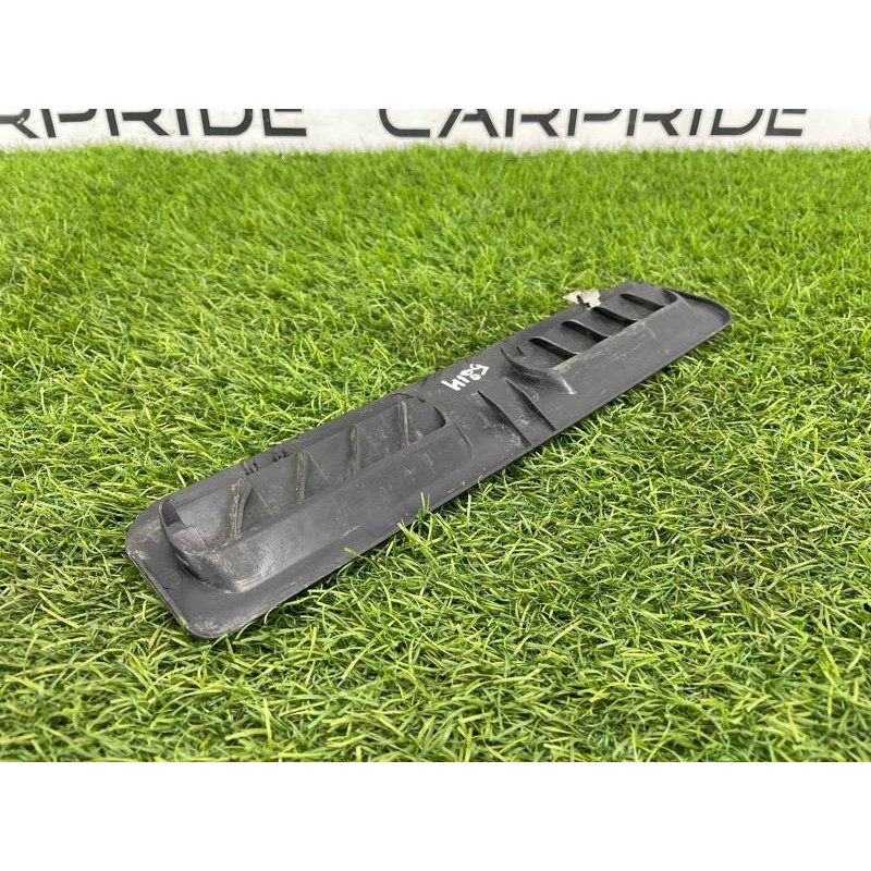 Дефлектор воздуховода (салон) BMW 5-series E34 51478140079