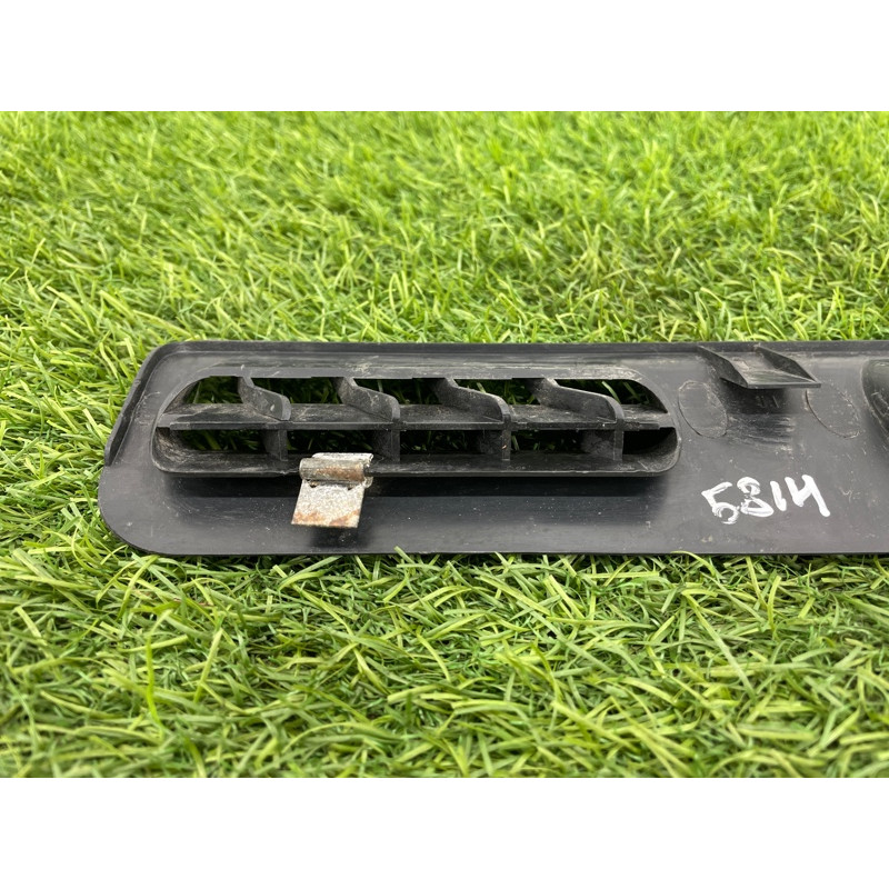 Дефлектор воздуховода (салон) BMW 5-series E34 51478140079