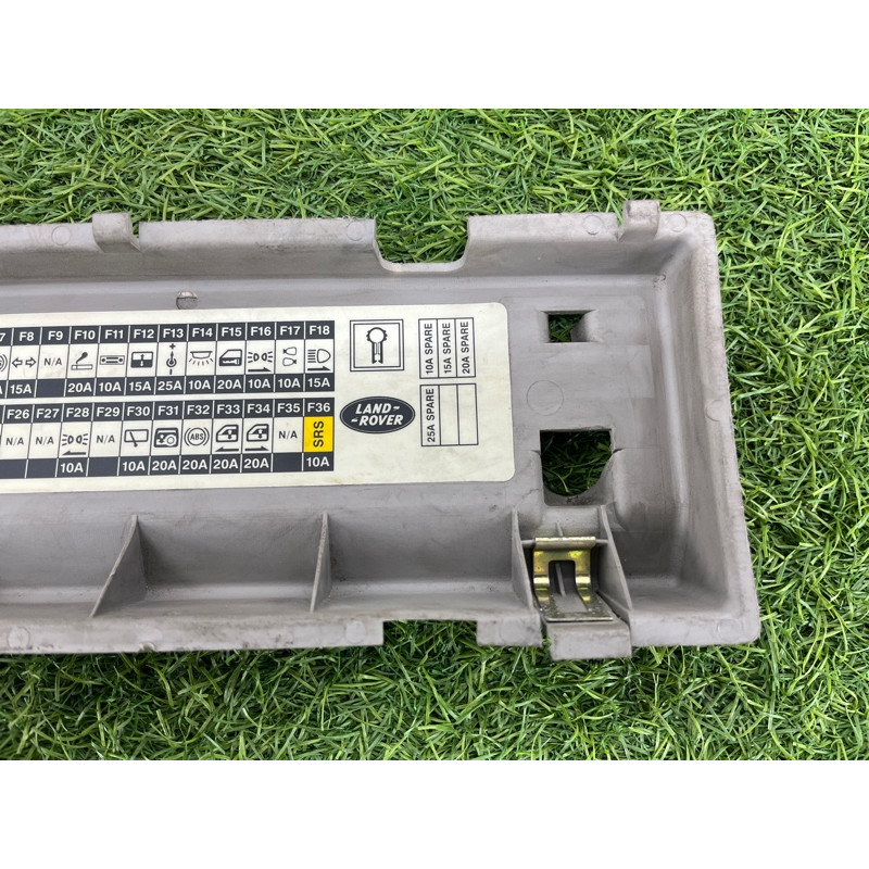 Крышка предохранителей (салон) LAND ROVER FREELANDER L314 1999 1.8B FCL100971LPR