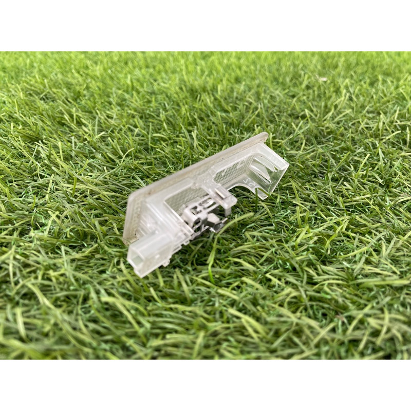 Плафон карты двери (электрика) BMW 5-series E60 M54b30 6902911