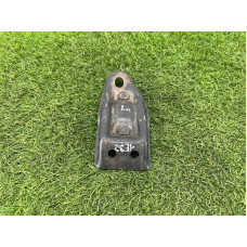 Скоба стабилизатора