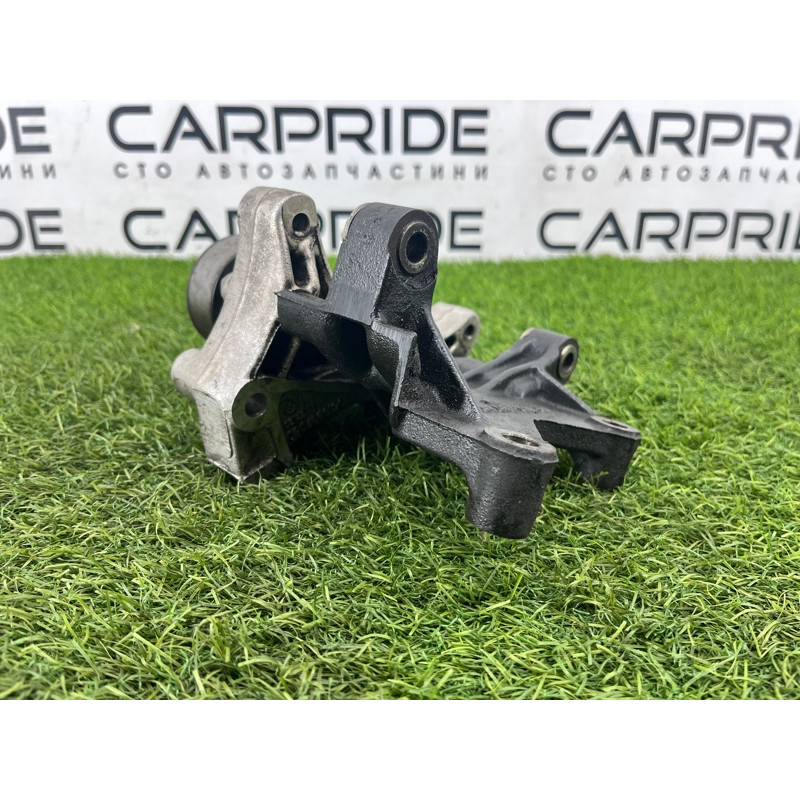 Кронштейн генератора (кронштейны двигателя) PEUGEOT 607 1 2002 3.0i V6 5706D3