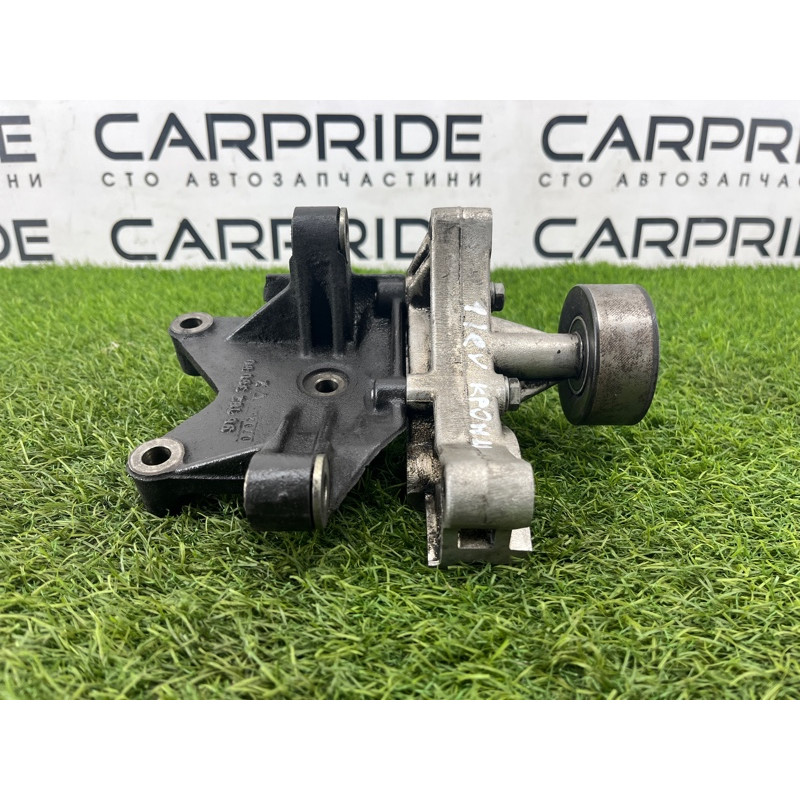 Кронштейн генератора (кронштейны двигателя) PEUGEOT 607 1 2002 3.0i V6 5706D3