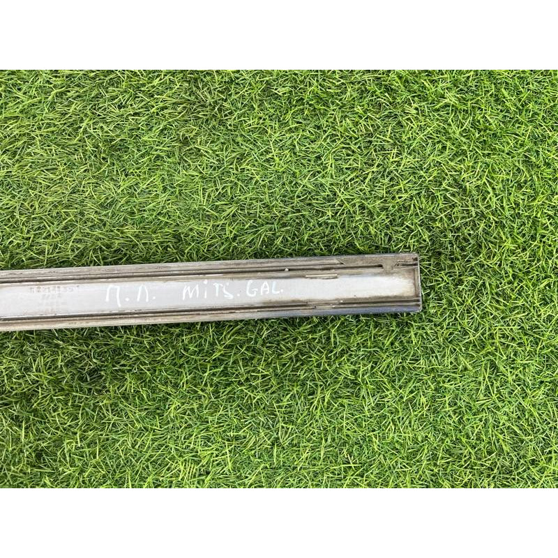 Молдинг двери внешний (кузов и элементы) Mitsubishi Galant 8 2.4GDI MR767416