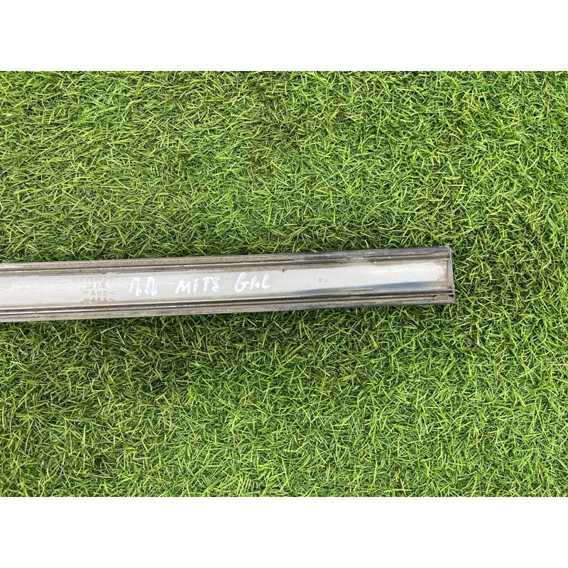 Молдинг двери внешний (кузов и элементы) Mitsubishi Galant 8 2.4GDI MR767424