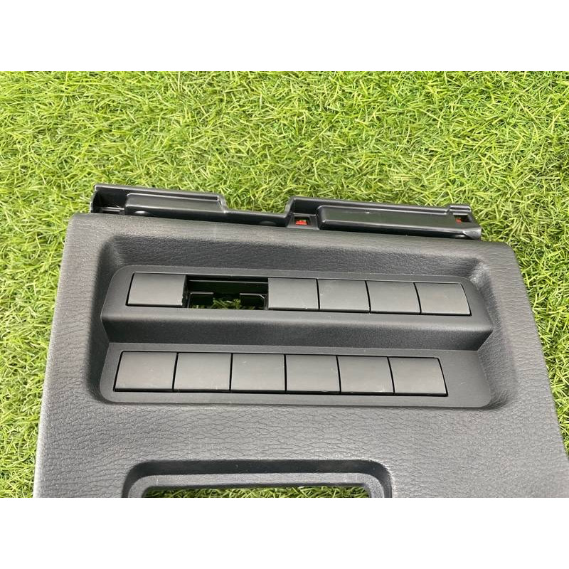 Накладка торпедо нижня (салон) Mitsubishi Outlander GM4W 2022 2.50 8002C739XA