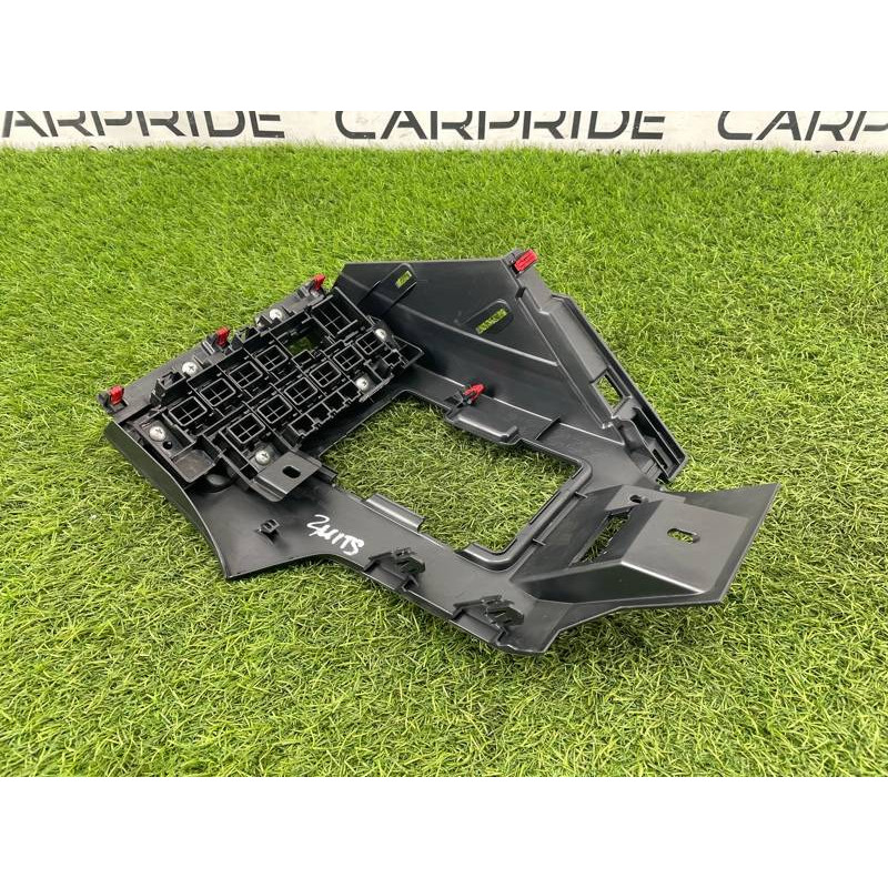 Накладка торпедо нижня (салон) Mitsubishi Outlander GM4W 2022 2.50 8002C739XA