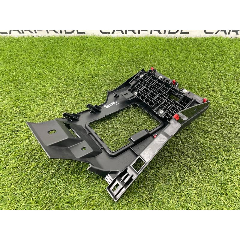 Накладка торпедо нижня (салон) Mitsubishi Outlander GM4W 2022 2.50 8002C739XA