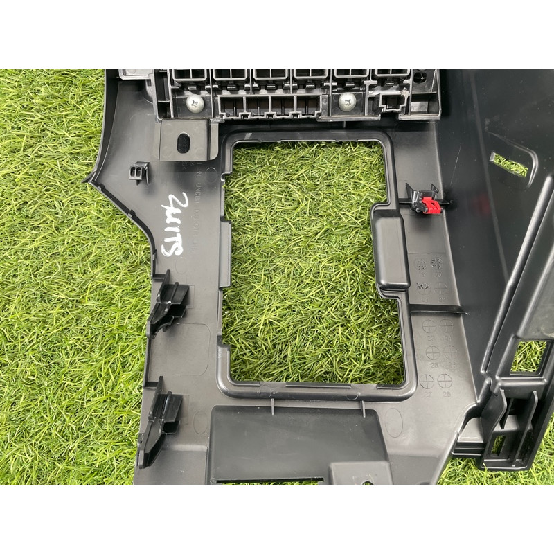 Накладка торпедо нижня (салон) Mitsubishi Outlander GM4W 2022 2.50 8002C739XA