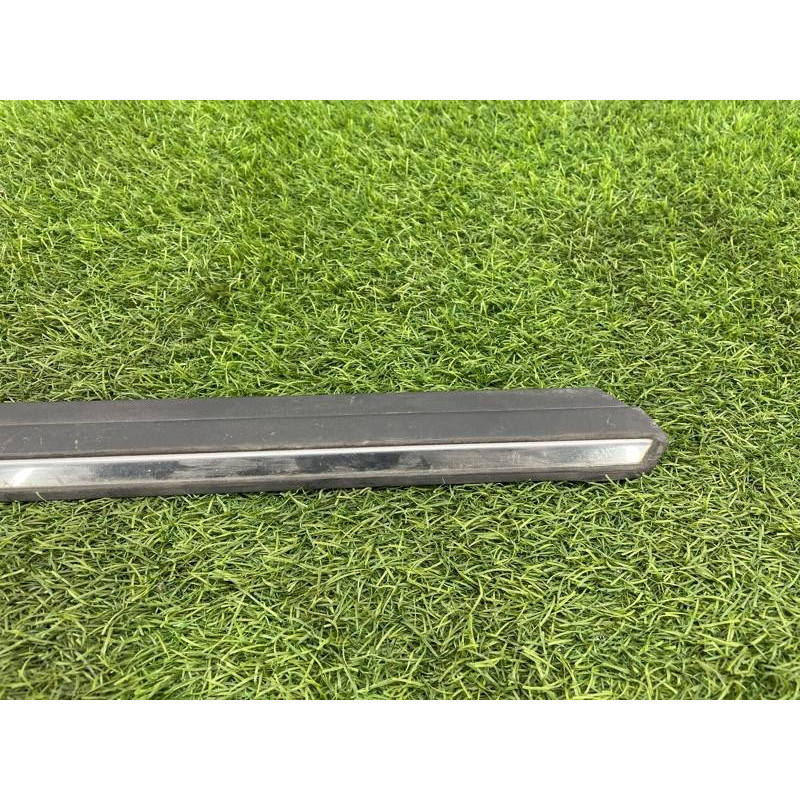 Молдинг двери внешний (кузов и элементы) BMW 7-series E32 51131908686