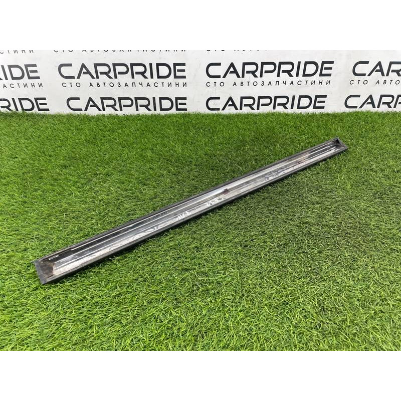 Молдинг двери внешний (кузов и элементы) BMW 7-series E32 51131908686