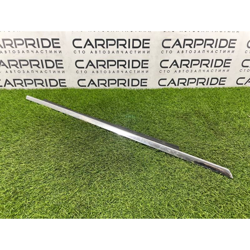 Молдинг стекла (кузов и элементы) BMW 3-series E30 M21d24 51211906252