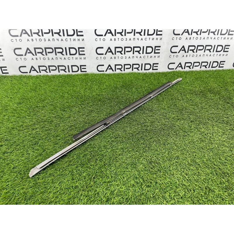 Молдинг стекла (кузов и элементы) BMW 3-series E30 M21d24 51211906252