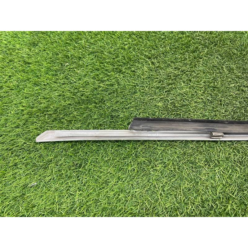 Молдинг стекла (кузов и элементы) BMW 3-series E30 M21d24 51211906252