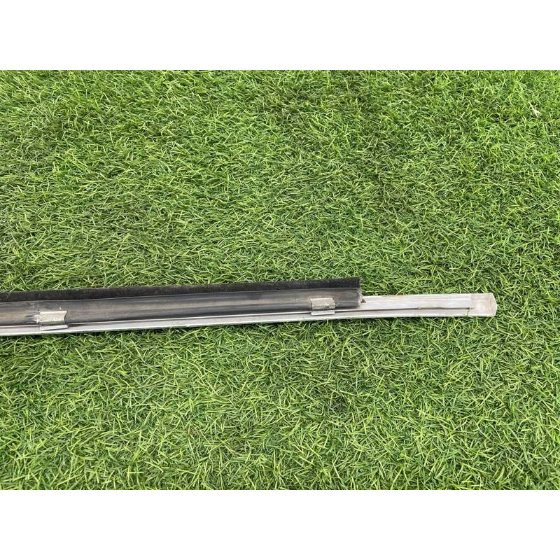 Молдинг стекла (кузов и элементы) BMW 3-series E30 M21d24 51211906252