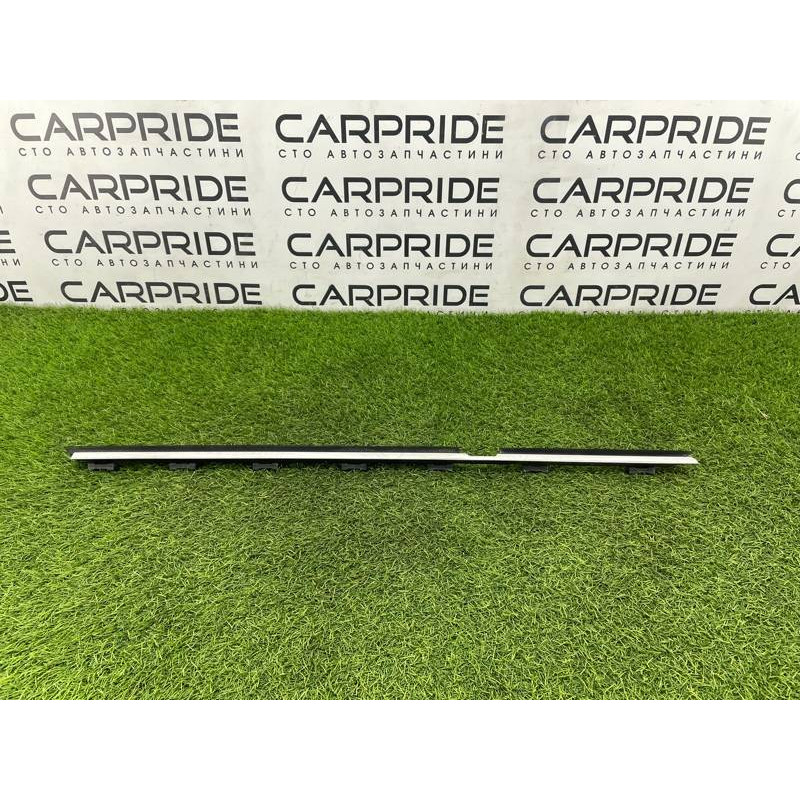 Молдинг стекла внутренний (наружные элементы кузова) BMW 5-series E39 2001 M57d30 51228185818