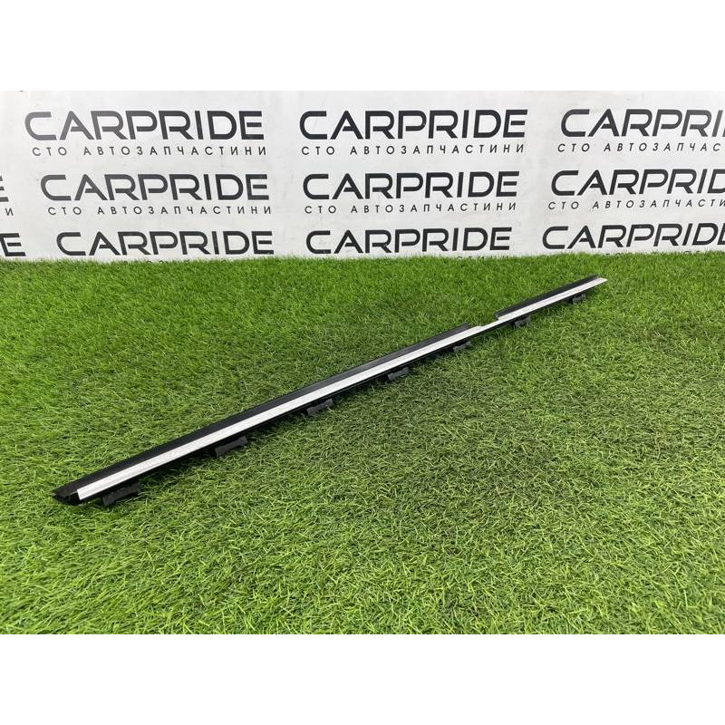 Молдинг стекла внутренний (наружные элементы кузова) BMW 5-series E39 2001 M57d30 51228185818