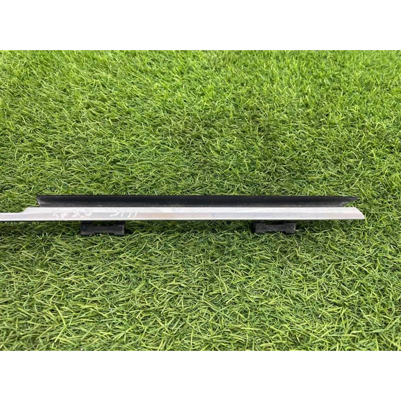 Молдинг стекла внутренний (наружные элементы кузова) BMW 5-series E39 2001 M57d30 51228185818