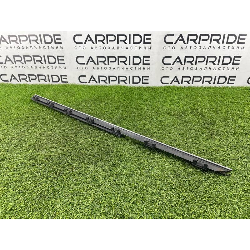 Молдинг стекла внутренний (наружные элементы кузова) BMW 5-series E39 2001 M57d30 51228185818