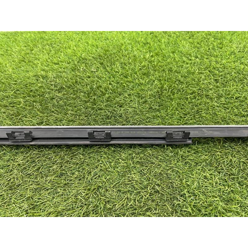 Молдинг стекла внутренний (наружные элементы кузова) BMW 5-series E39 2001 M57d30 51228185818