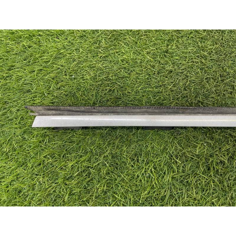 Молдинг стекла внутренний (наружные элементы кузова) BMW 5-series E34 1994 M43b18 51218102823