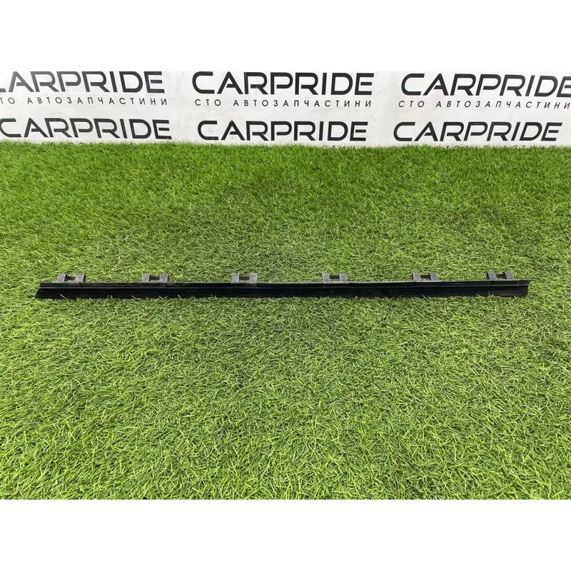 Молдинг стекла внутренний (наружные элементы кузова) BMW 5-series E34 1994 M43b18 51218102823