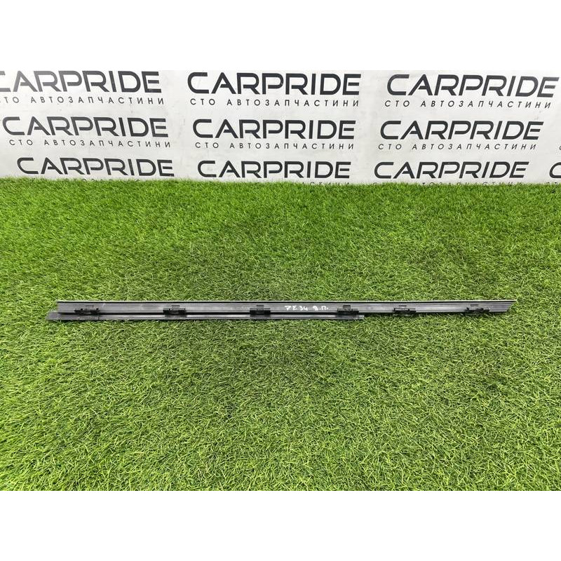 Молдинг стекла внутренний (наружные элементы кузова) BMW 5-series E34 1994 M43b18 51221944348