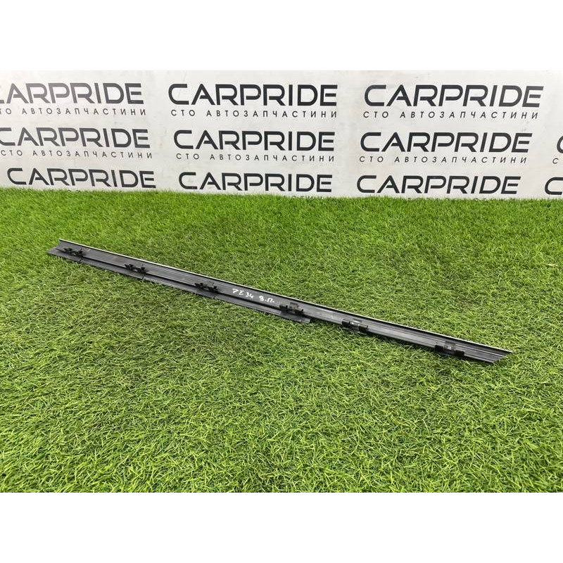 Молдинг стекла внутренний (наружные элементы кузова) BMW 5-series E34 1994 M43b18 51221944348