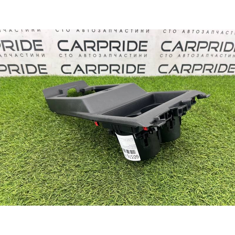 Накладка центральной консоли (салон) Mitsubishi Outlander GM4W 2022 2.50 8011c679zz