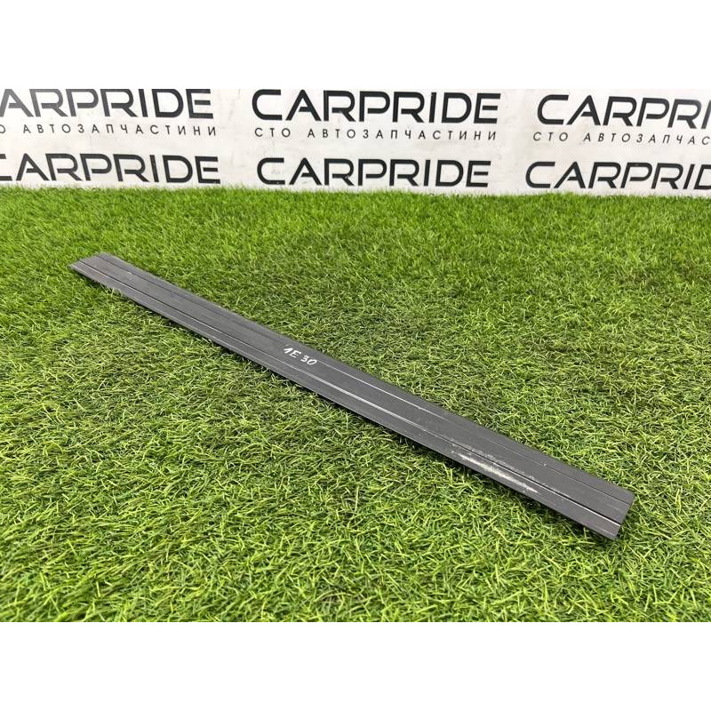 Накладка на порог (кузов и элементы) BMW 3-series E30 M21d24 51471904641