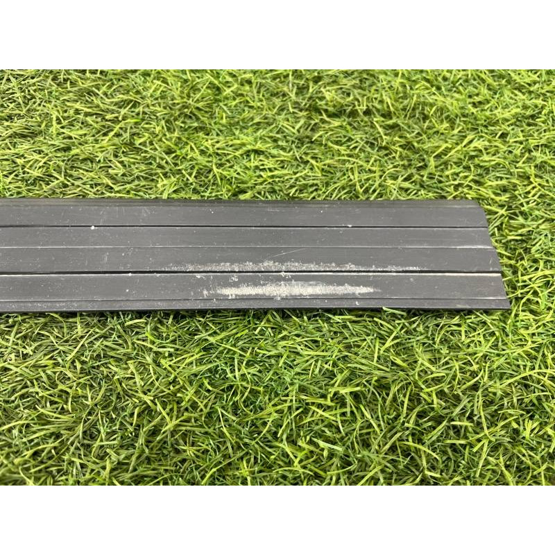 Накладка на порог (кузов и элементы) BMW 3-series E30 M21d24 51471904641