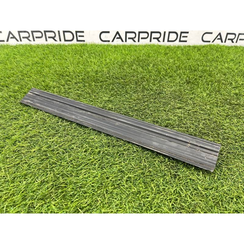 Накладка на порог (кузов и элементы) BMW 3-series E30 M21d24 51471904646