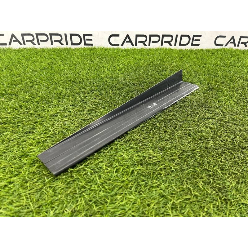 Накладка на порог (кузов и элементы) BMW 3-series E30 M21d24 51471904645