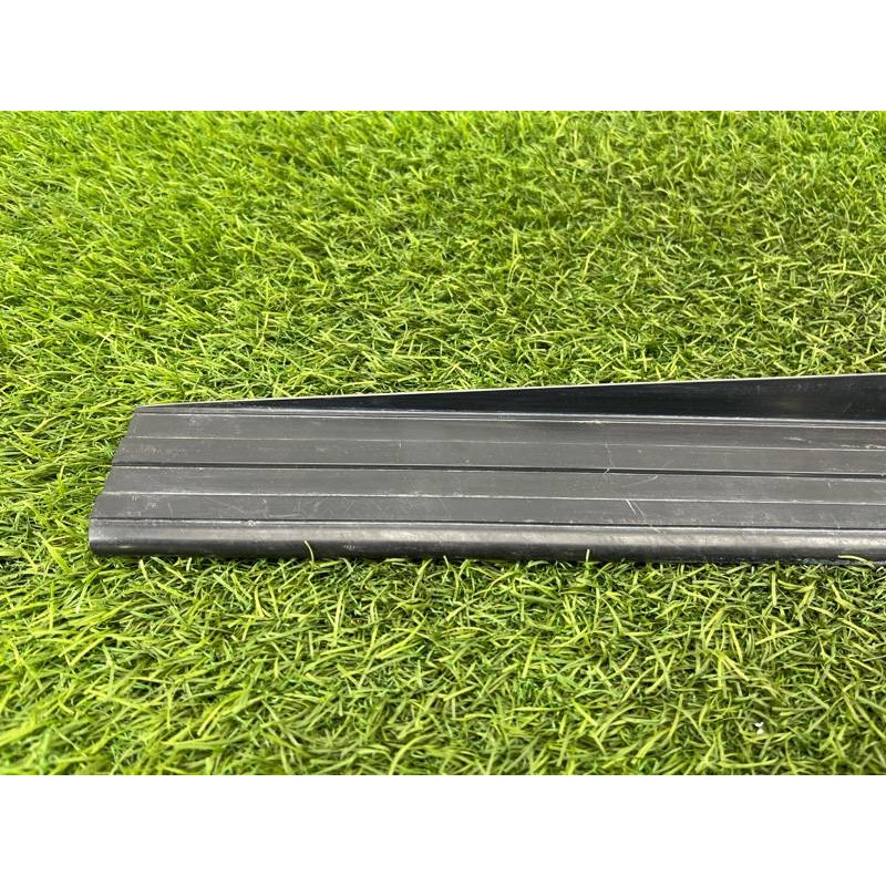 Накладка на порог (кузов и элементы) BMW 3-series E30 M21d24 51471904645