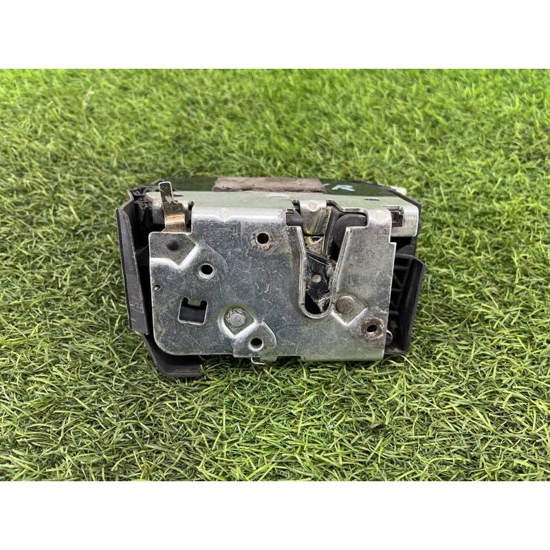 Замок двери (кузов и элементы) LAND ROVER FREELANDER L314 1999 1.8B ALR9787