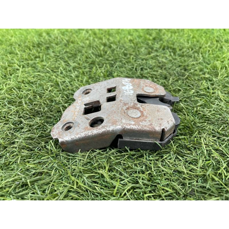 Замок сиденья (салон) BMW 3-series E46 52208209036