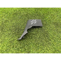 Накладка петлі капота