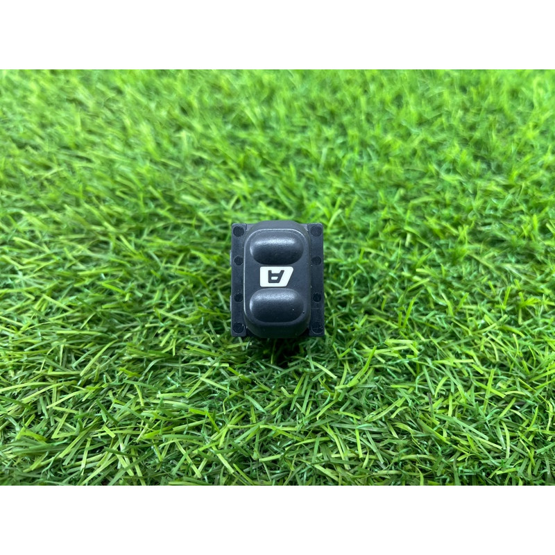 Кнопка стеклоподъемника (электрика / кнопки) PEUGEOT 607 1 2002 3.0i V6 655471