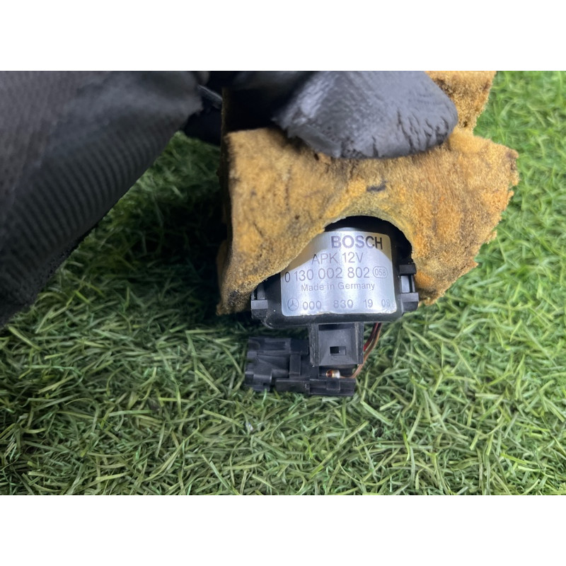 Моторчик датчика температуры в салоне (электрика) Mercedes-Benz E-class W124 1990 3.2 A0008301908