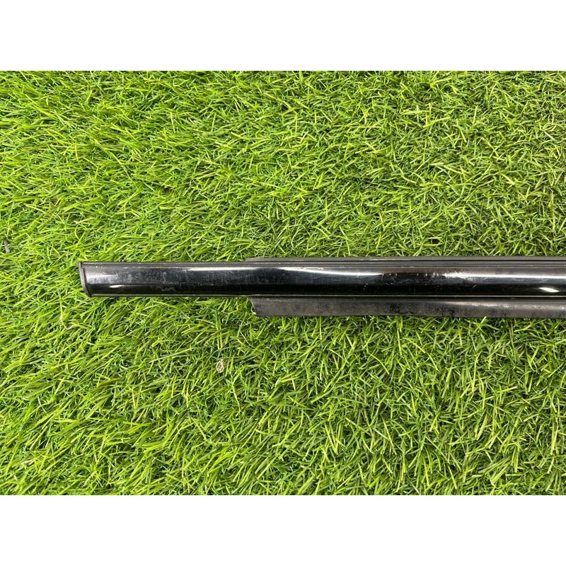 Молдинг стекла (кузов и элементы) Lexus RX XU30 2007 3.0 1MZ-FE 7573048030