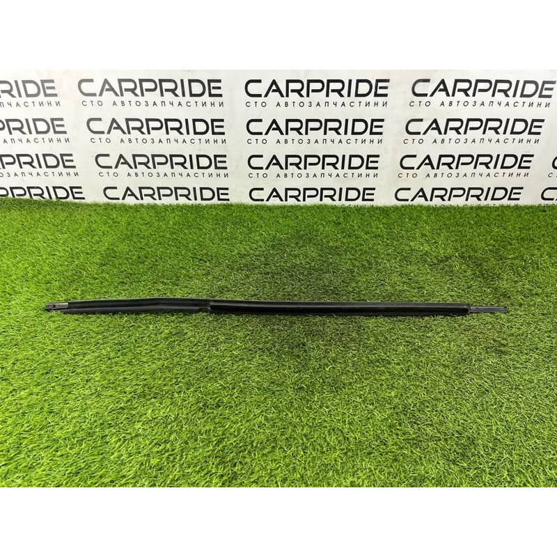 Молдинг стекла (кузов и элементы) Lexus RX XU30 2007 3.0 1MZ-FE 7573048030