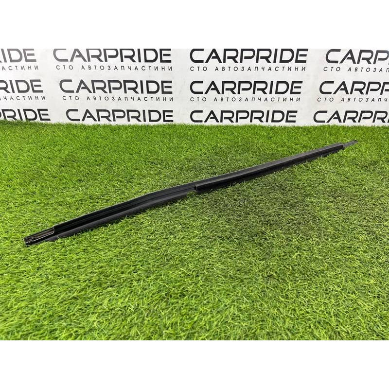 Молдинг стекла (кузов и элементы) Lexus RX XU30 2007 3.0 1MZ-FE 7573048030