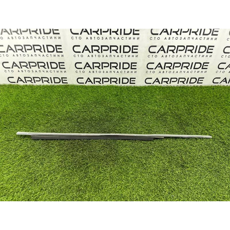 Молдинг стекла (кузов и элементы) BMW 3-series E30 M21d24 51221906254