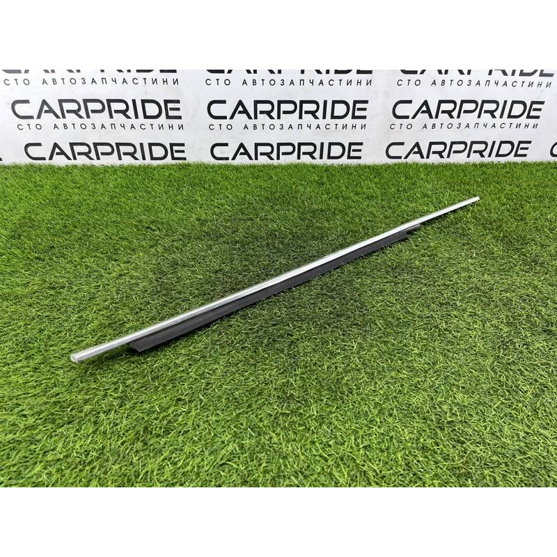 Молдинг стекла (кузов и элементы) BMW 3-series E30 M21d24 51221906254