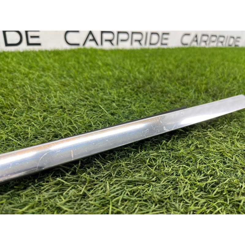 Молдинг стекла (кузов и элементы) BMW 3-series E30 M21d24 51221906254