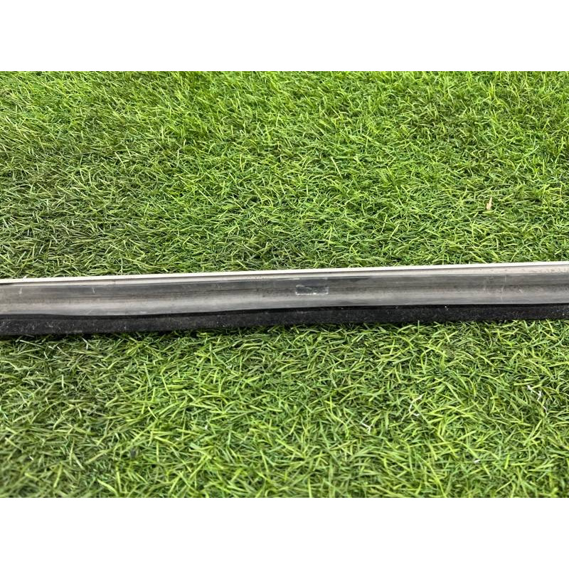 Молдинг стекла (кузов и элементы) BMW 3-series E30 M21d24 51221906254