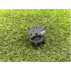 Привод заслонки отопителя