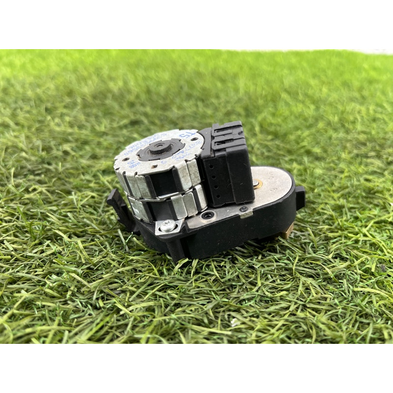 Привод заслонки отопителя (отопление и кондиционирование) BMW 5-series E39 64118377462