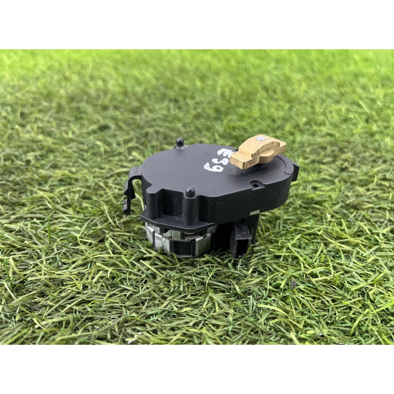 Привод заслонки отопителя (отопление и кондиционирование) BMW 5-series E39 64118377462