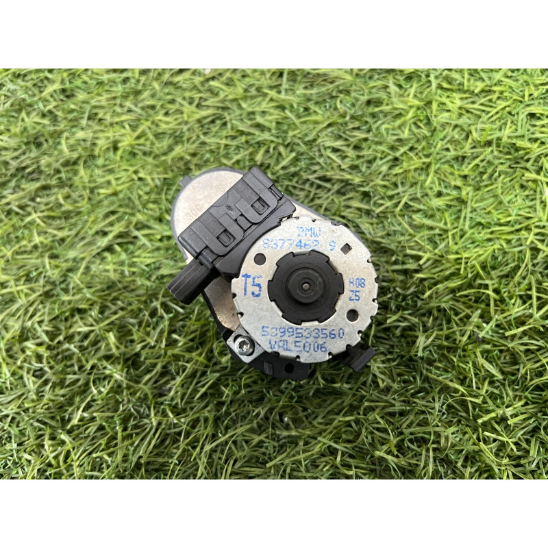 Привод заслонки отопителя (отопление и кондиционирование) BMW 5-series E39 64118377462